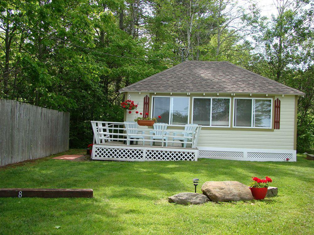 Bay Leaf Cottages & Bistro Lincolnville Exterior foto